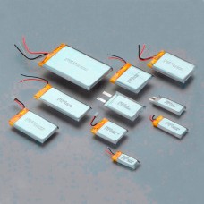 Акумулятор універсальний для гаджетів, 2000 mAh, 4,0 x 41 x 59 мм.